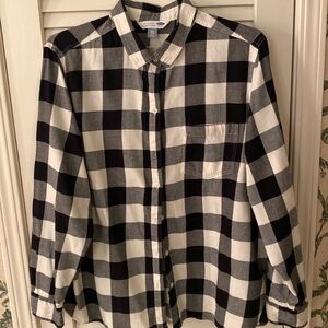 Flannel black and white plaid shirt ftom Old Navy size XXL